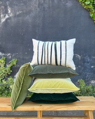 COJIN LINO CINTAS TERCIOPELO 50x50 VERDE